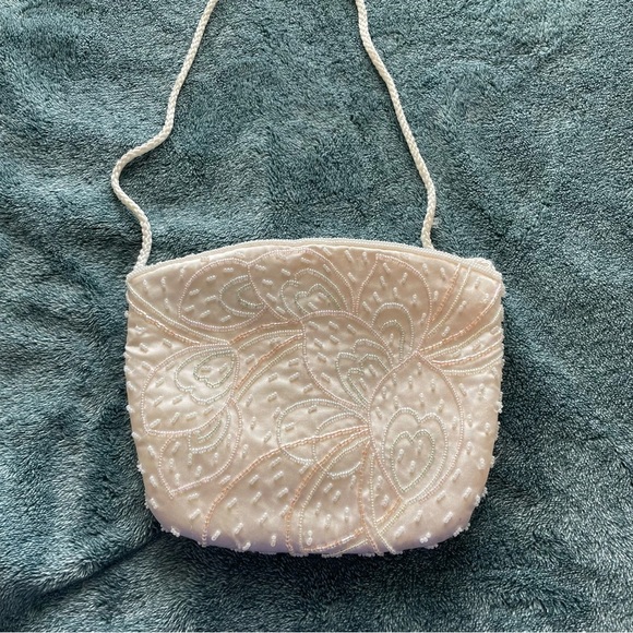 Elegant‎ Cream Embroidered Women's Bag - Picture 1 of 6